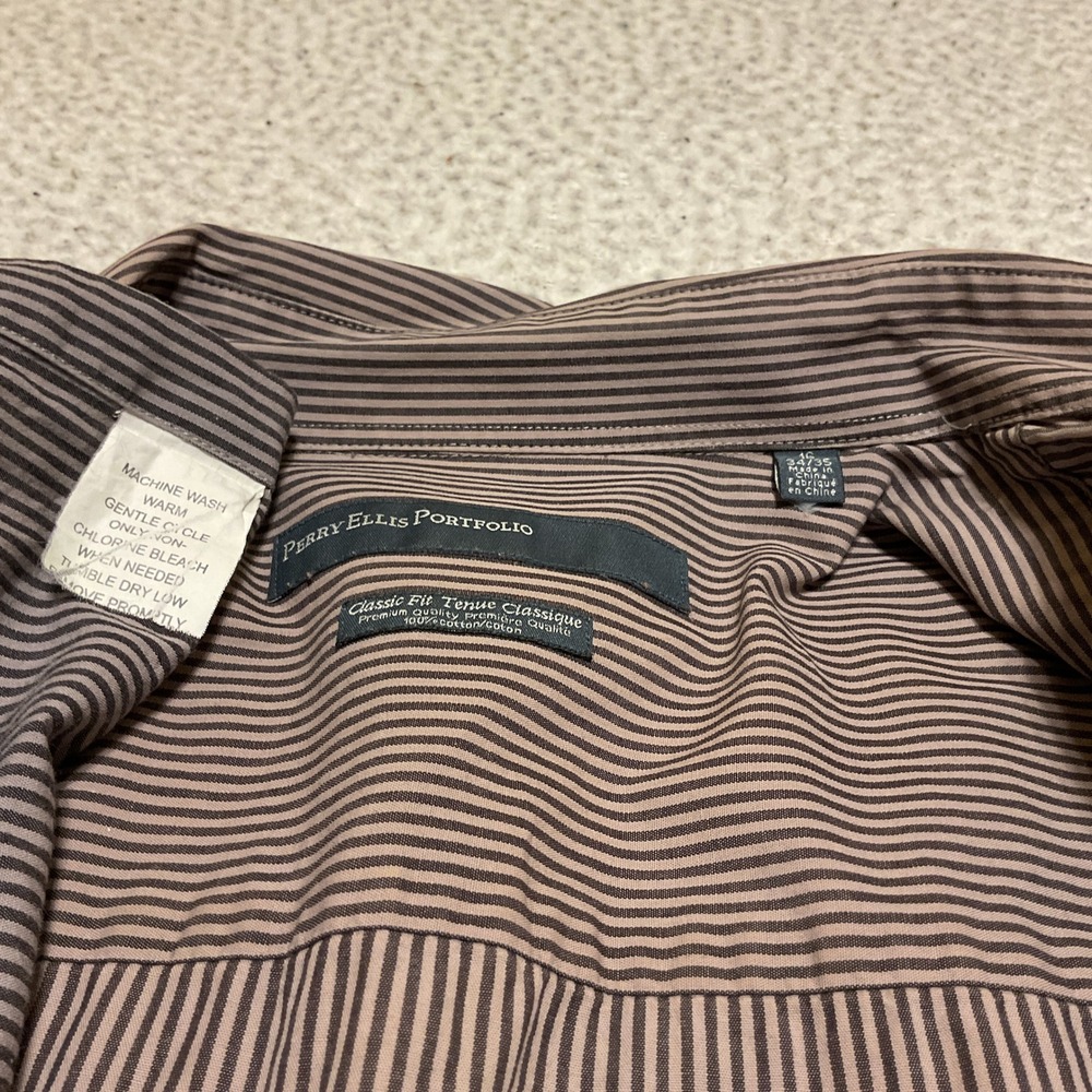 Perry Ellis Button Down Mens 16 34/35 Brown Excellent Striped Classic Fit - Picture 2 of 4